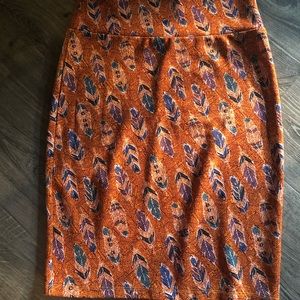 💕✨Burnt orange Cassie Skirt with feathers ✨